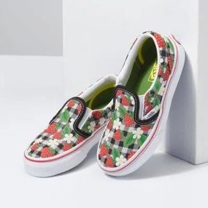 Vans Girls Classic Slip-on Strawberry